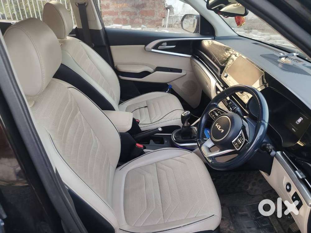 Kia Carens 2022 Diesel Well Maintained