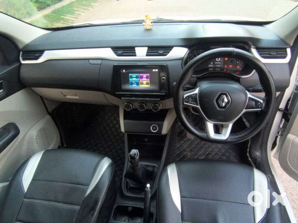 Renault Triber Rxz, 2021, Petrol