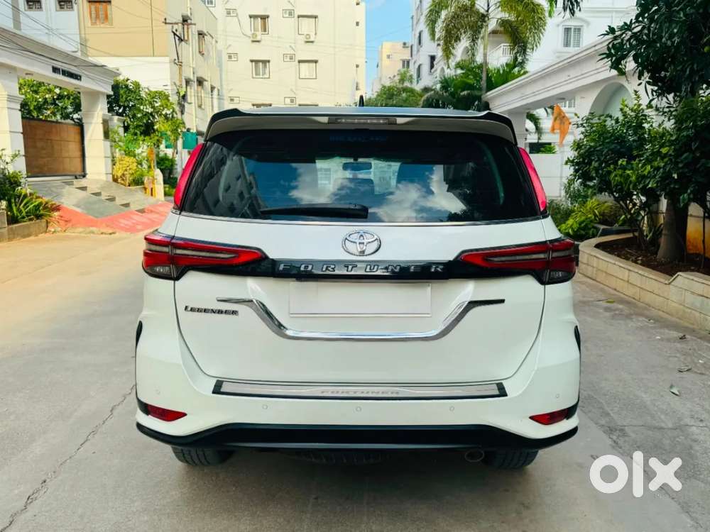 Toyota Fortuner Legender, 2022, Diesel