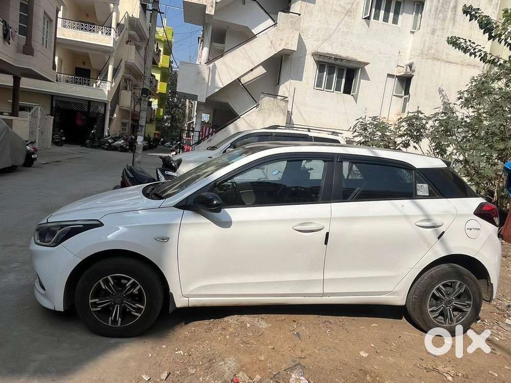 Hyundai I20 2015 Petrol Well Maintained