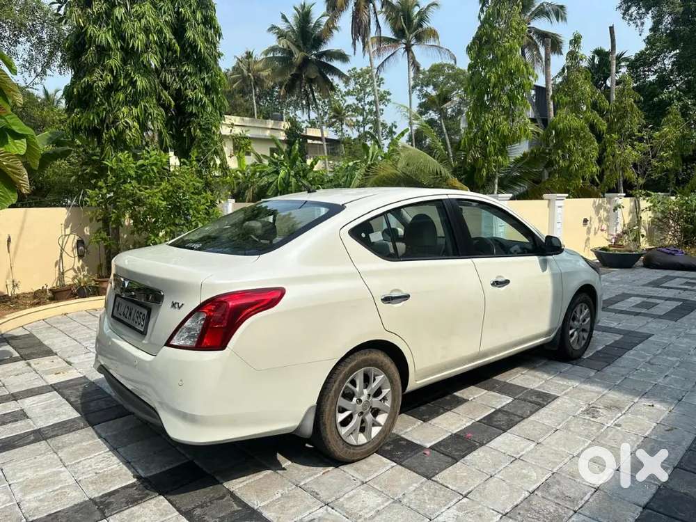 Nissan Sunny Xv 2017