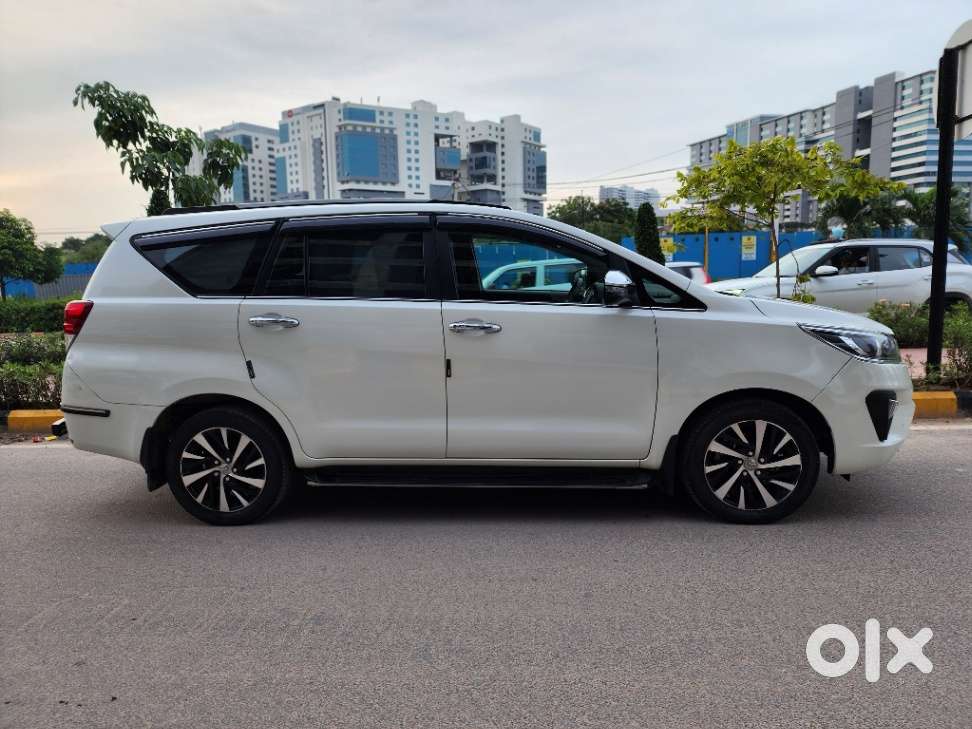 Toyota Innova Crysta [2020-ongoing] 2.4 Zx At 7 Str, 2022, Diesel