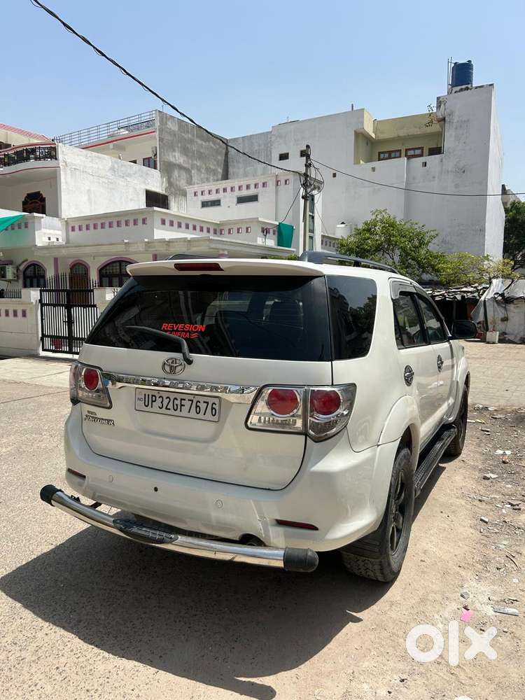 Toyota Fortuner 3.0 4x4 Manual, 2011, Diesel