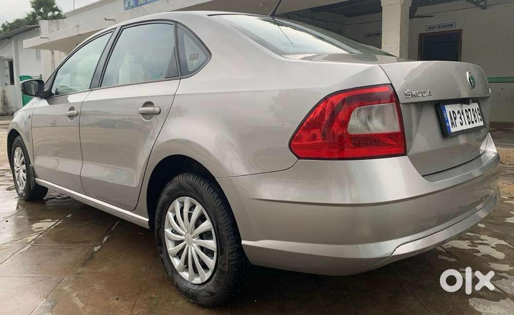 Skoda Rapid Diesel 2013