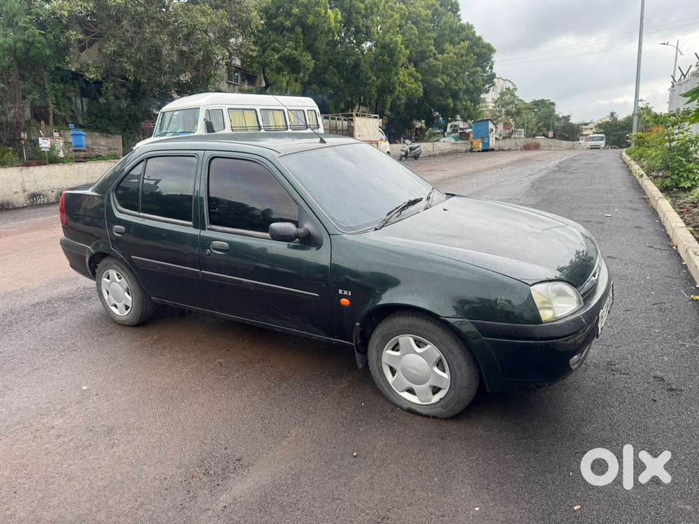 Ford Ikon Petrol 2000 Car