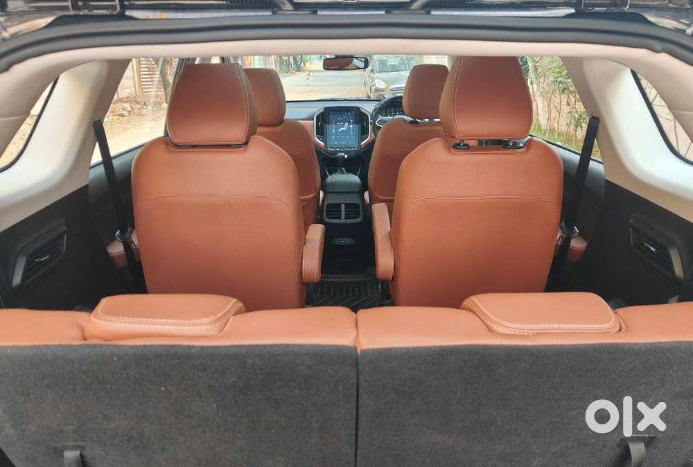 Mg Hector Plus Sharp Pro 1.5 Turbo Petrol Cvt 7 Str, 2023, Petrol