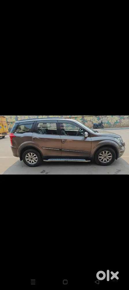 Sunroof 7 Seater Top Model
