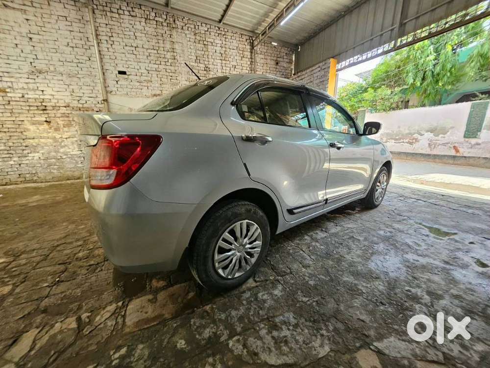 Maruti Suzuki Dzire 1.2 Vxi Cng, 2024, Cng & Hybrids