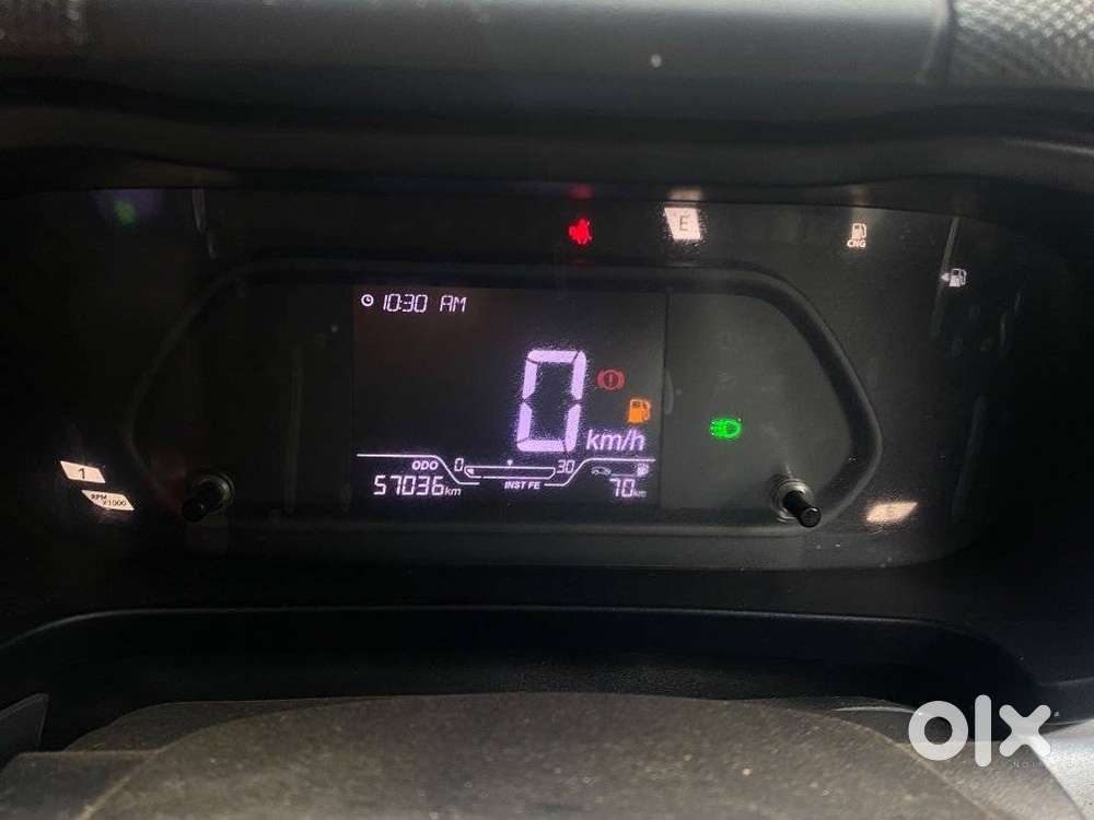 Tata Altroz Xz Plus (s) Icng, 2023, Petrol