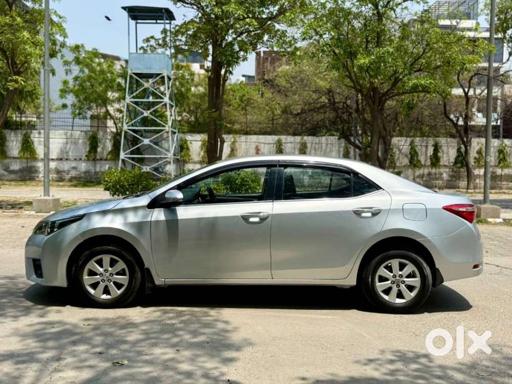 Toyota Corolla Altis G At, 2016, Petrol