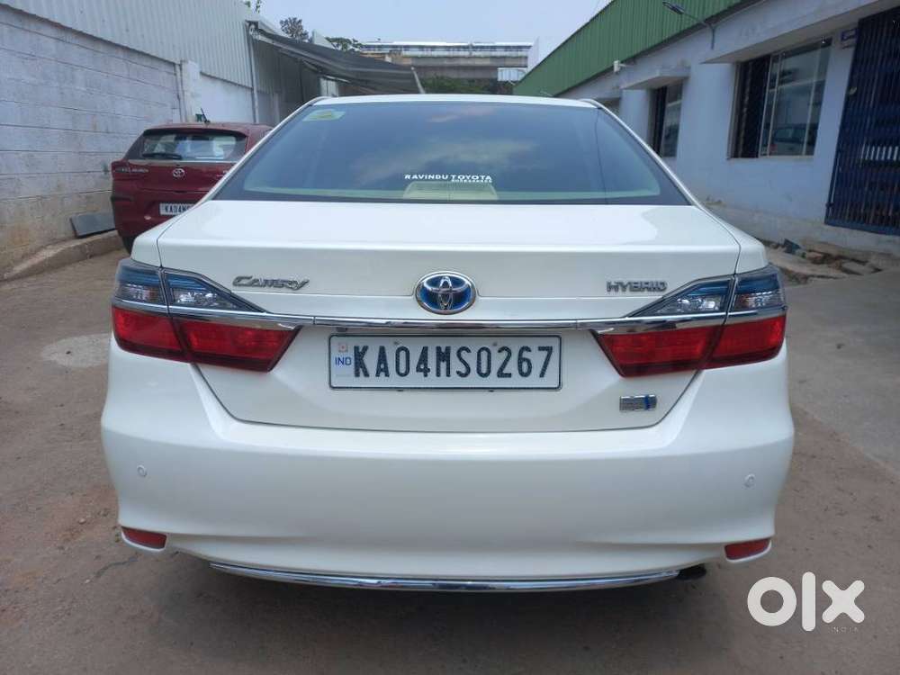 Toyota Camry Hybrid 2.5, 2016, Petrol