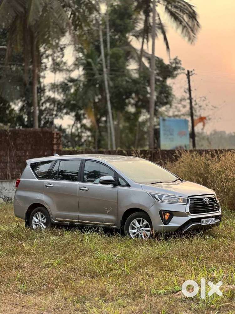 Toyota Innova Crysta