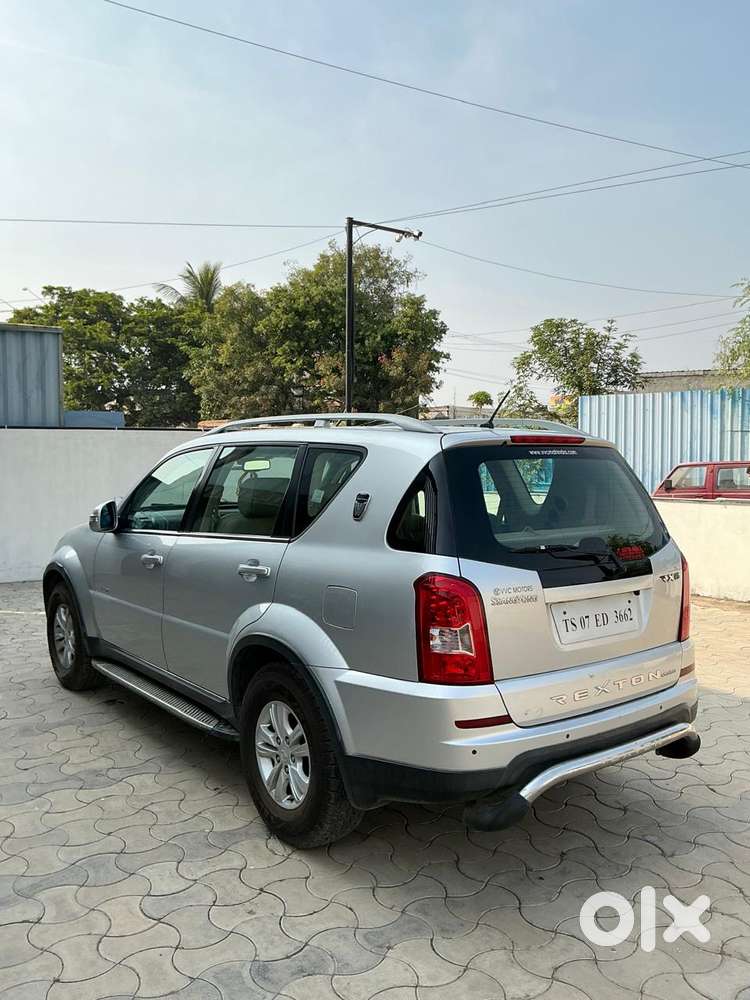 Mahindra Rexton, 2014, Diesel