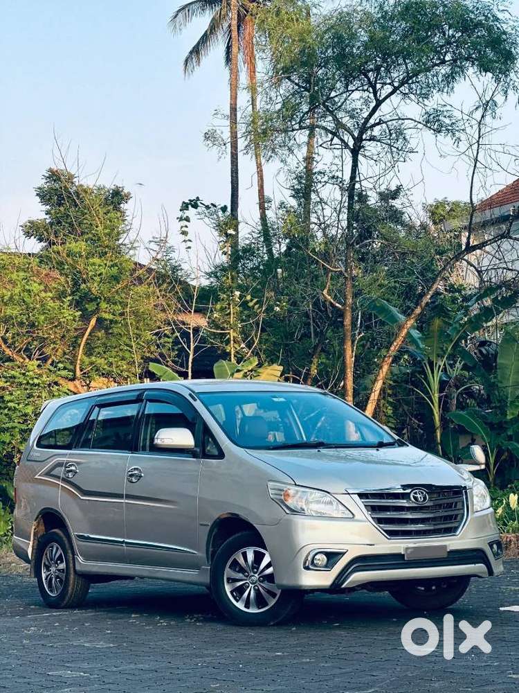 Toyota Innova, 2015