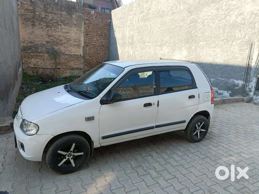 Alloy Wheels,power Steering, Power Window,lcd,center Lock,gps,new Tyre