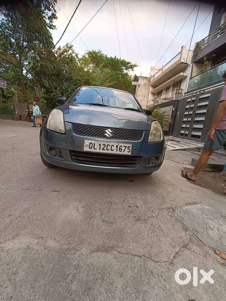 Maruti Suzuki Swift (2011- Petrol) 77k Km (naveen Shahdara-east Delhi)