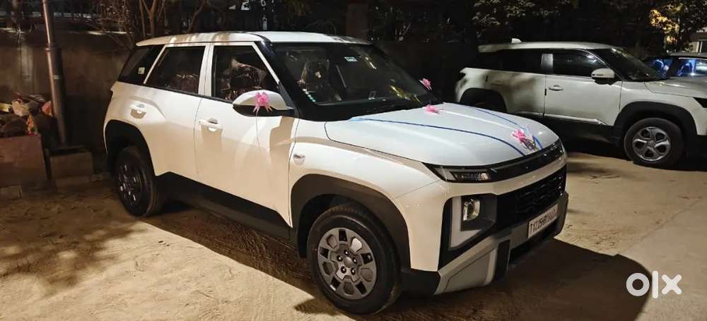 2key Avilable New Show Room Condition Gaadi Hai Singal Hand Drive And