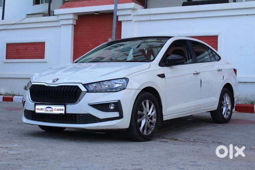 Skoda Slavia 1.0 Ambition Tsi, 2022, Petrol