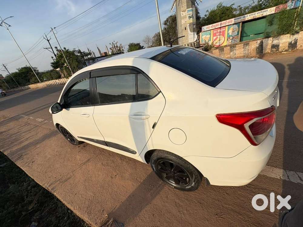 Hyundai Xcent 2016 Diesel Well Maintained