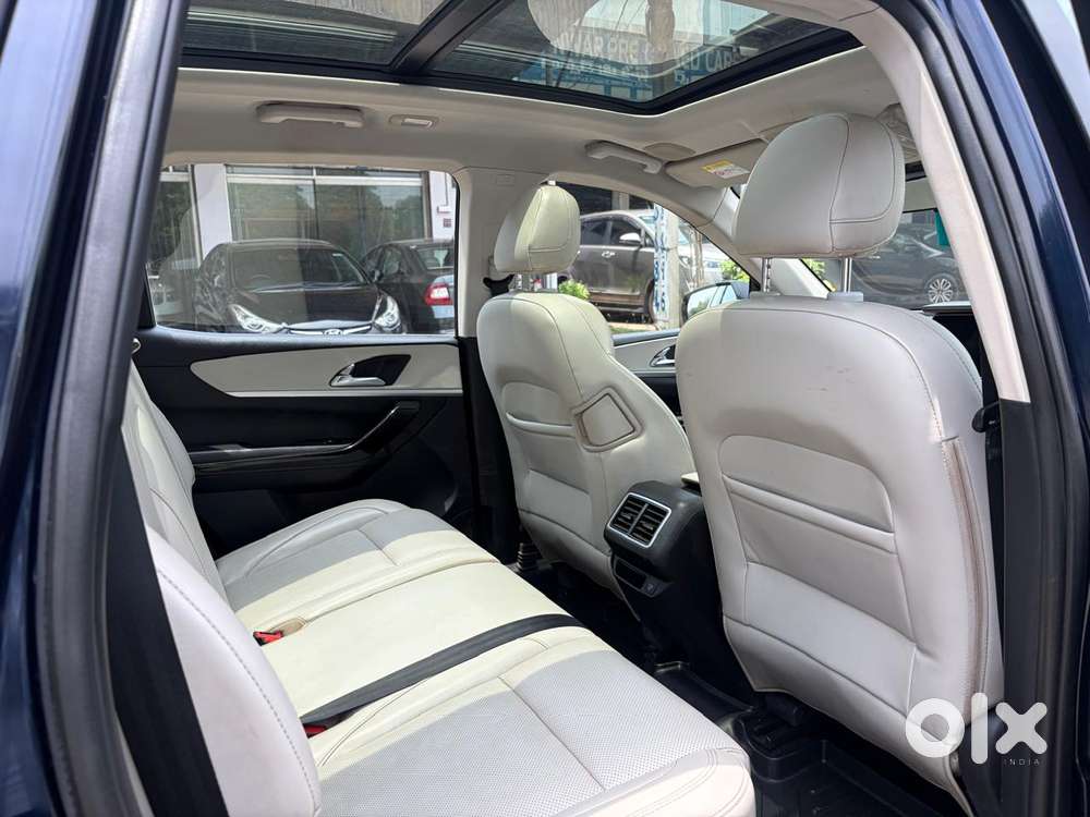 Mahindra Xuv700 2.2 Ax 7 Diesel Mt Str, 2022, Diesel
