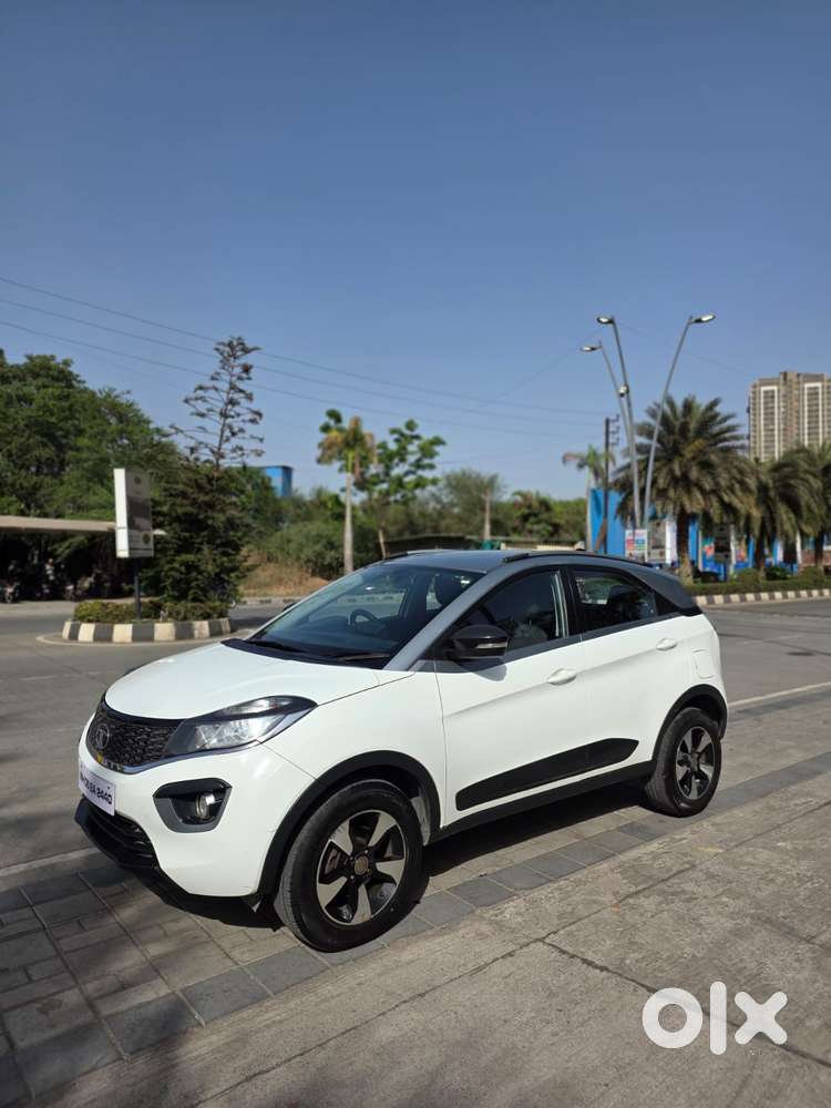 Tata Nexon 1.2 Revotron Xza Plus Dualtone, 2019, Petrol