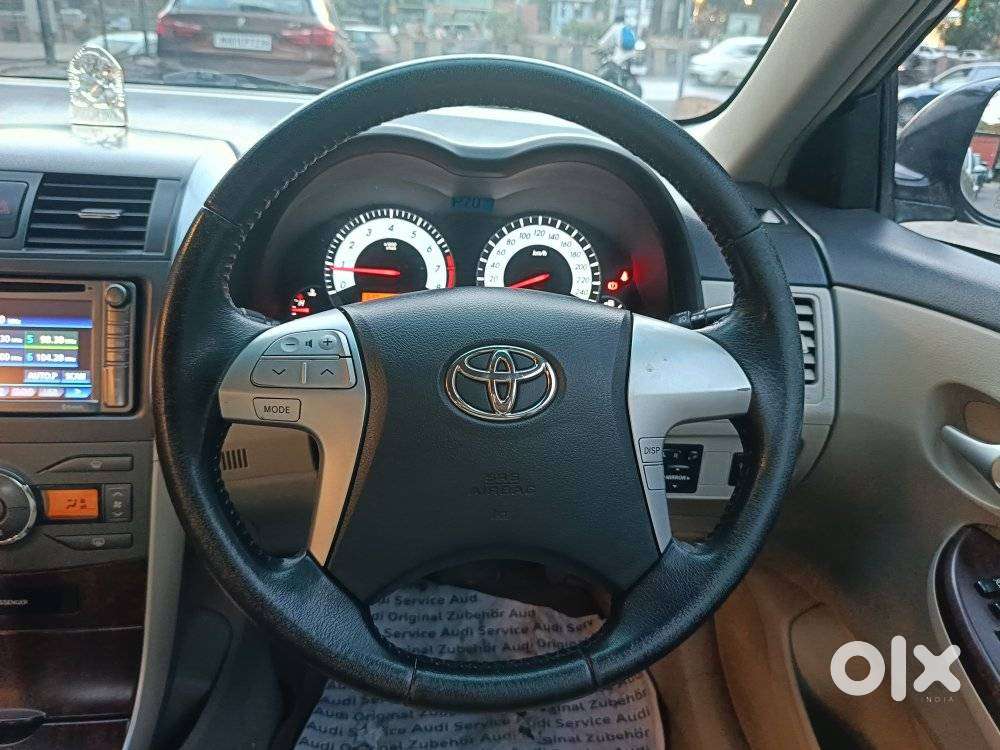 Toyota Corolla Altis [2014-2017] 1.8 G Cvt, 2014, Petrol