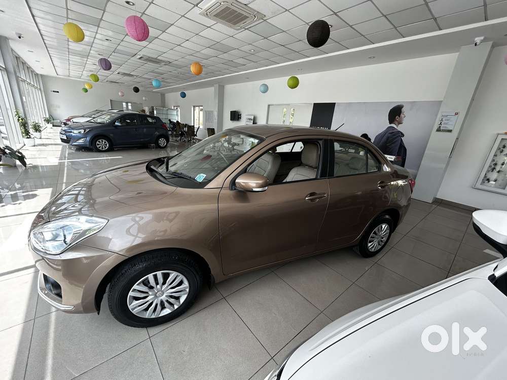Maruti Suzuki Swift Dzire 1.2 Vxi, 2017, Petrol