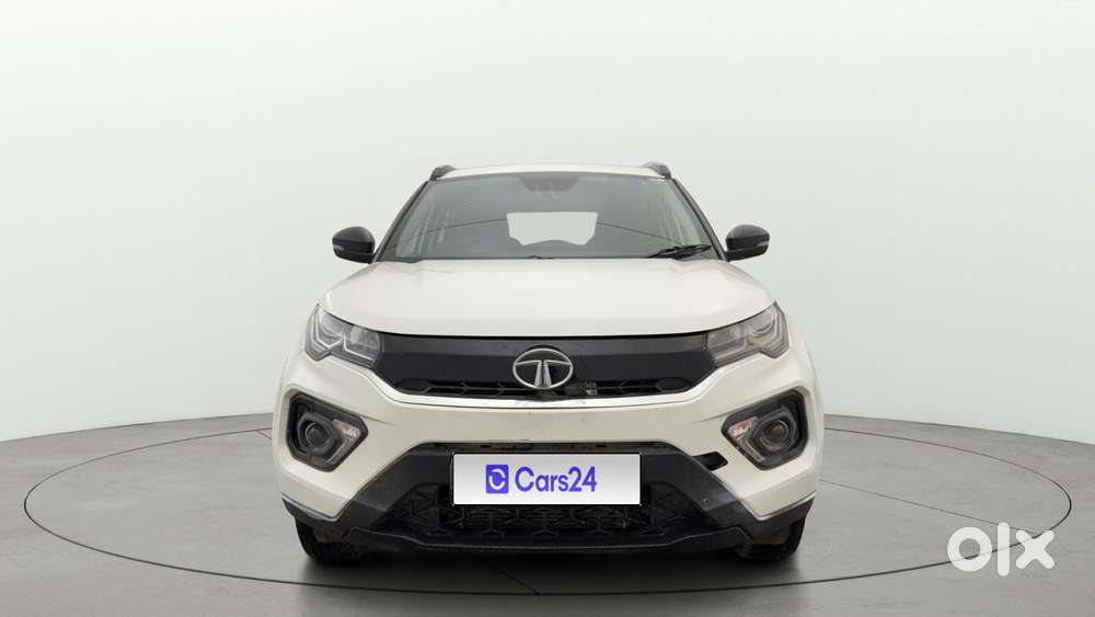 Tata Nexon 1.5 Revotorq Xma Plus (s) Amt, 2022, Petrol