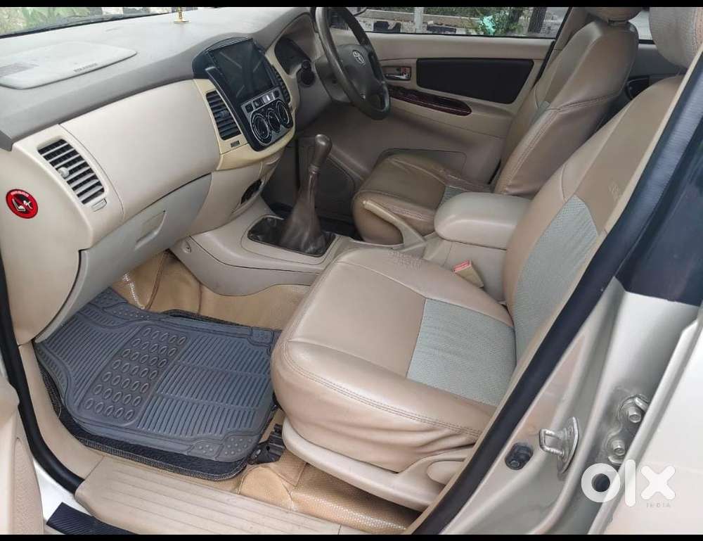 Toyota Innova 2.5 Vx 8 Str Bs-iii, 2009, Diesel