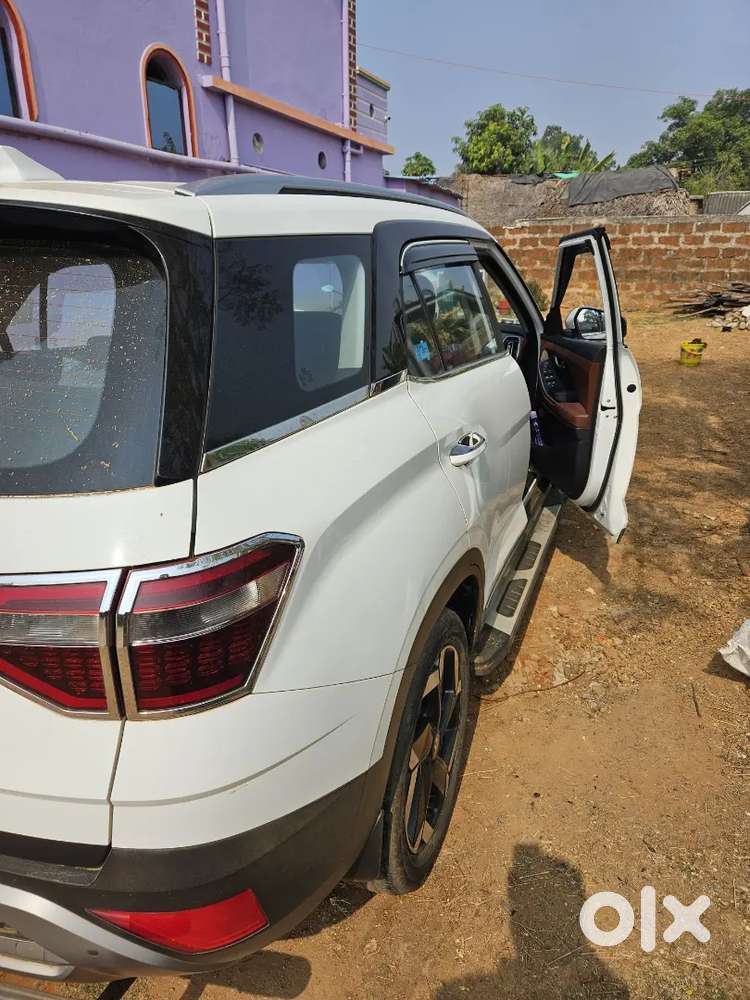 Hyundai Alcazar 3 Petrol Well Maintained