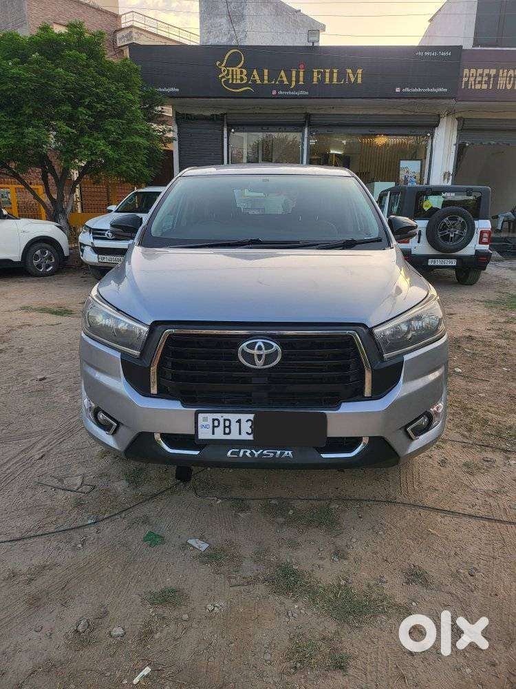Toyota Innova Crysta 2.4 Gx Mt 8s, 2017, Diesel