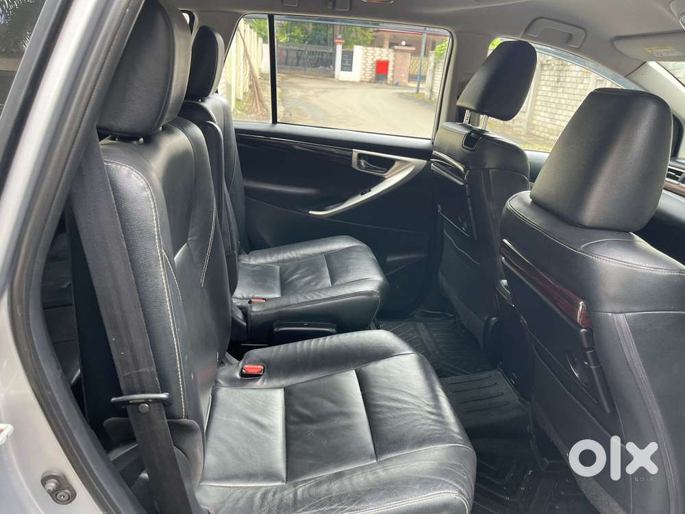 Toyota Innova Crysta 2.4 Zx Mt, 2017, Diesel