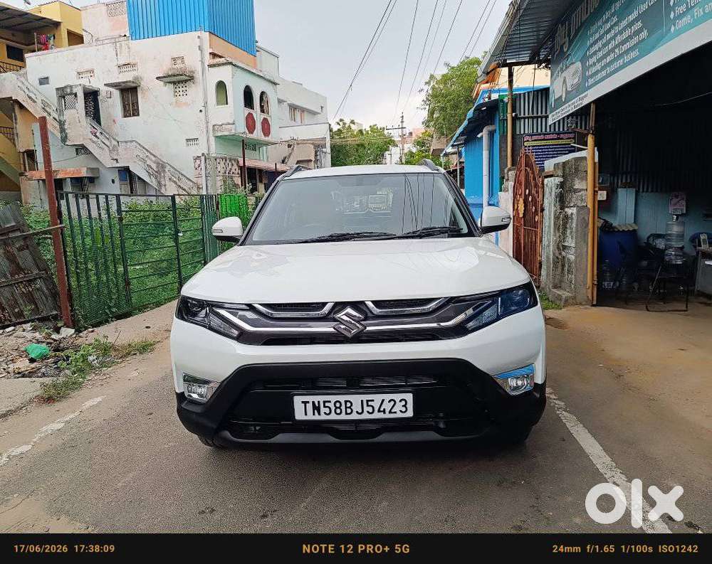 Maruti Suzuki Brezza 1.5 Vxi Smart Hybrid, 2023, Petrol