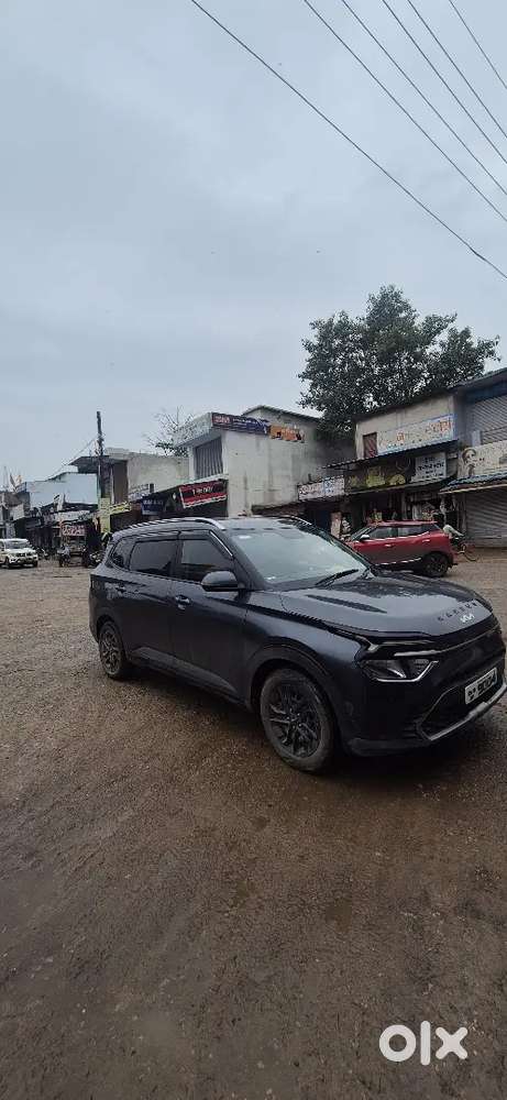 Kia Carens Luxury Petrol 2022
