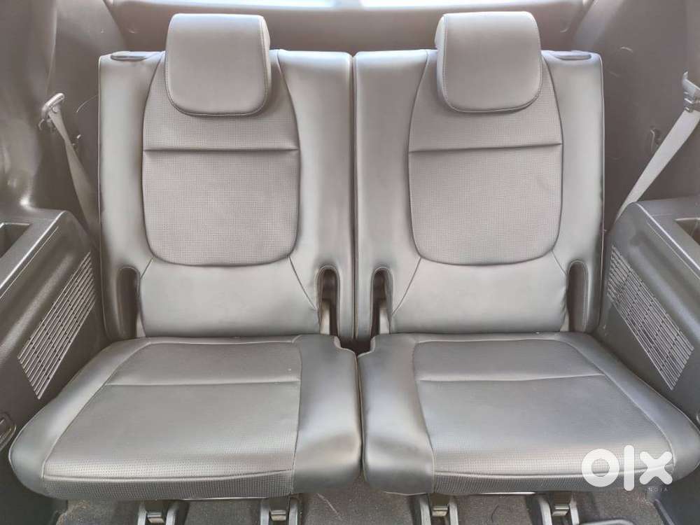 Kia Carens, 2024, Petrol