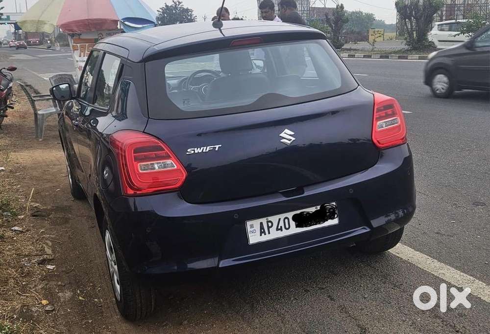 Maruti Suzuki Swift 2023 Petrol Vxi Well Maintained Showroom Track