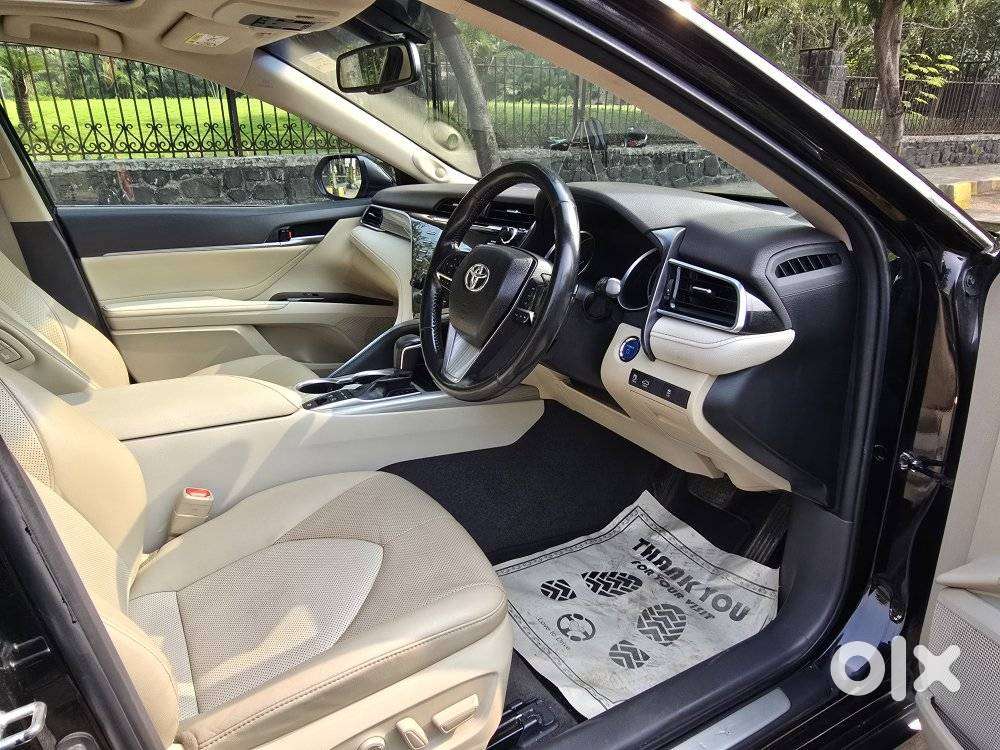 Toyota Camry Hybrid, 2019, Petrol