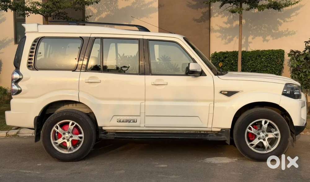 Mahindra Scorpio S10, 2017, Diesel
