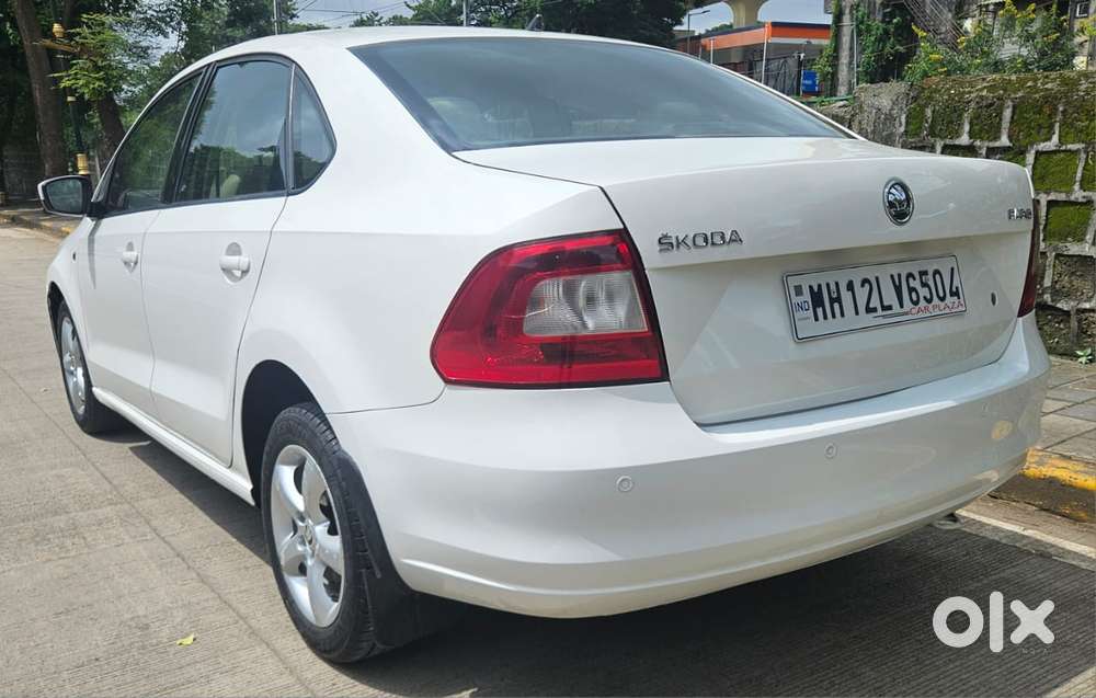 Skoda Rapid 1.5 Tdi At Ambition With Alloy Wheel, 2015, Diesel