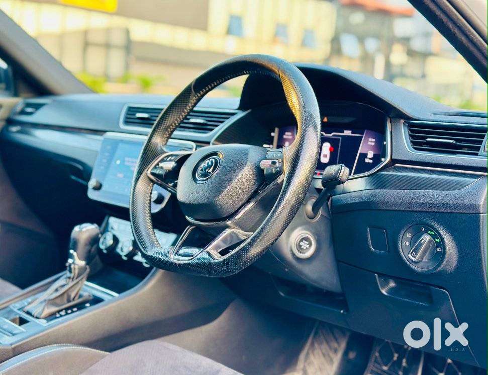 Skoda Superb 2.0 Sportline Tsi At, 2021, Petrol