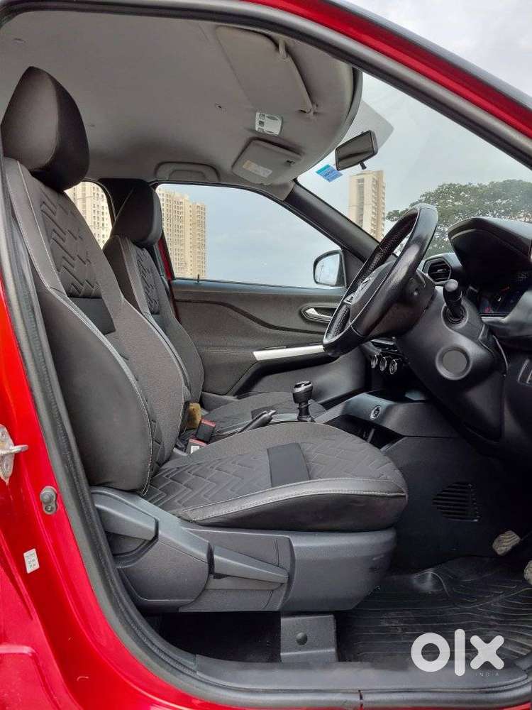 Nissan Magnite 1.0 Xv Premium, 2021, Petrol