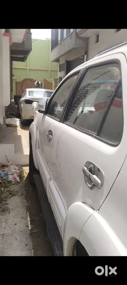 Toyota Fortuner 2012 Diesel 135000 Km Driven