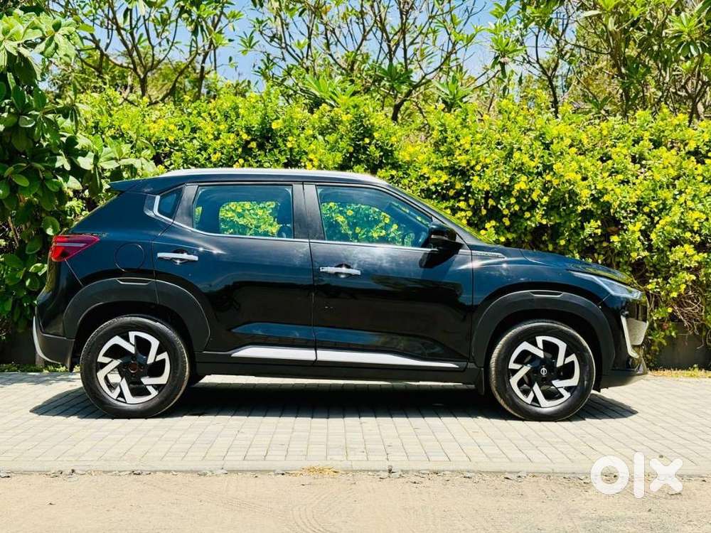 Nissan Magnite 1.0 Xv Turbo Cvt, 2022, Petrol