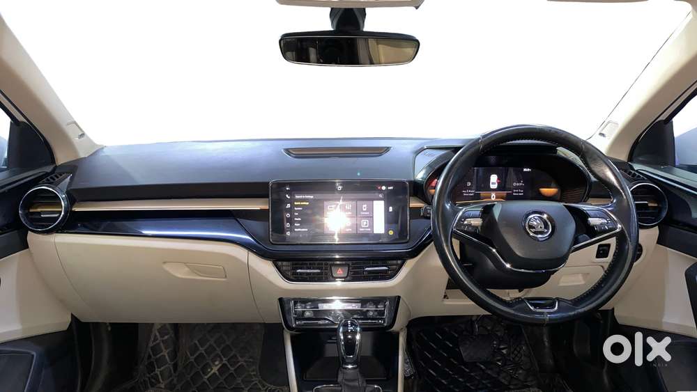 Skoda Slavia 1.0 Tsi Style At, 2022, Petrol
