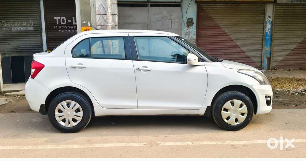 Maruti Suzuki Dzire 1.2 Vxi, 2012, Petrol