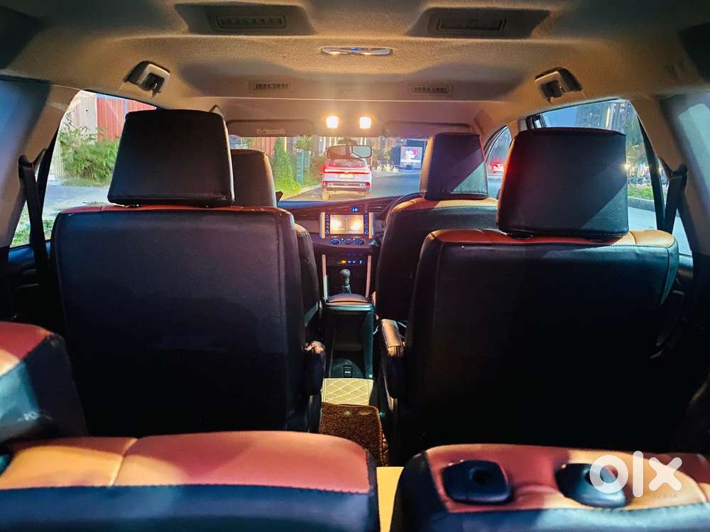 Toyota Innova Crysta 2.4 G Mt 7 Str, 2023, Diesel