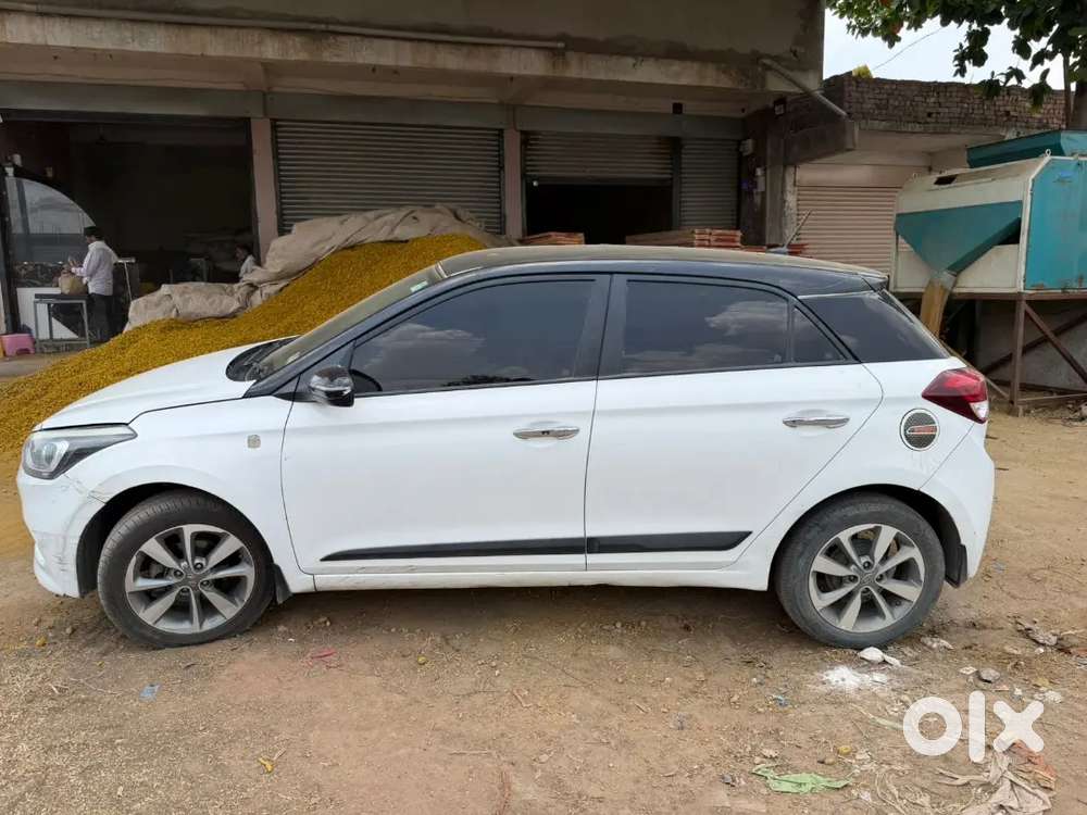 Hyundai I20 2016 Diesel 125000 Km Driven