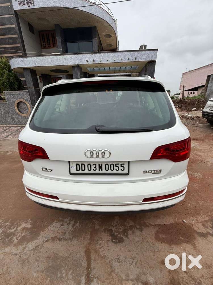 Audi Q7 2011 Diesel 143000 Km Driven