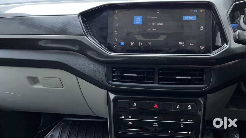 Volkswagen Taigun Topline 1.0 Tsi At (electric Seats), 2023, Petrol