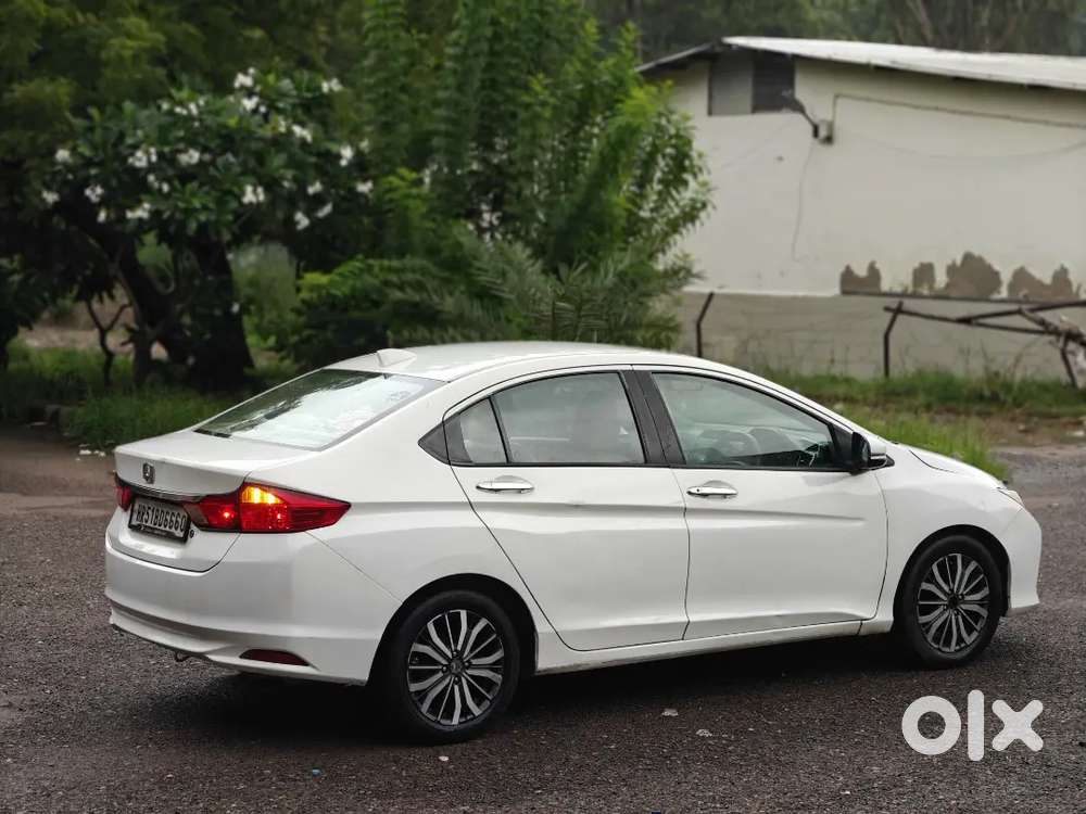 Honda City V Mt 2015